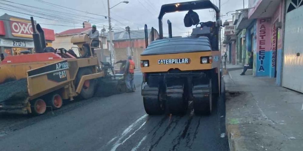 Ayuntamiento de Puebla recibirá 500 toneladas de asfalto para pavimentar