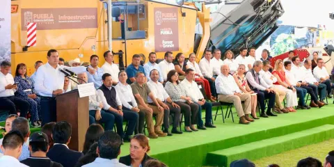 PEMEX premia a Puebla por combate al huachicol