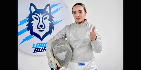 Ashley Muñoz, esgrimista de la BUAP, representará a México en los Juegos Mundiales Universitarios FISU 2025