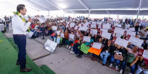 Armenta entrega 30 mdp en obra social para pueblos de la Sierra Nororiental