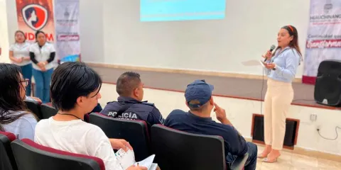  Capacitación a policías de Huauchinango para atender casos de violencia 