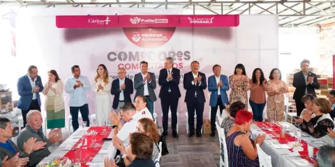 José Chedraui entregó apoyos a comedores comunitarios