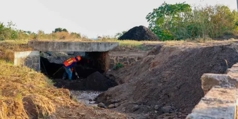 Rehabilitan el puente en el tramo Tenextepec–La Soledad Morelos