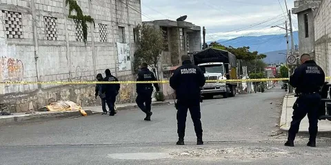 Hallan muerto a hombre en situación de calle en Tehuacán