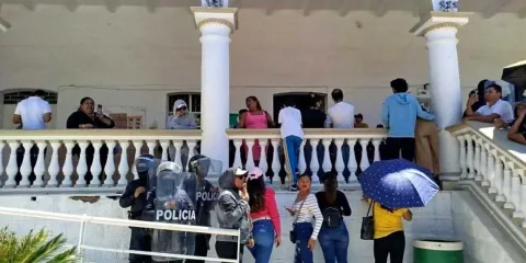 Diputado de Morena pide que el Estado tome control de la seguridad en Acatlán