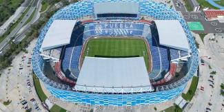 Gobernador exige a directiva del Club Puebla reparar daños en estadio Cuauhtémoc