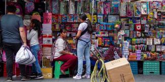 Ambulantes venderán útiles escolares en el Centro Histórico de Puebla