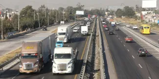 Amplían caminos en la región de Texmelucan para desahogar autopista a México