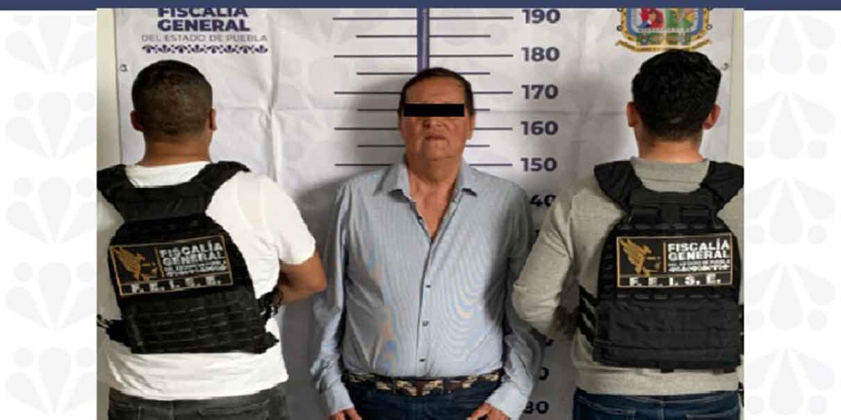 Detienen a octogenario en Puebla por presunta extorsión a su hijo