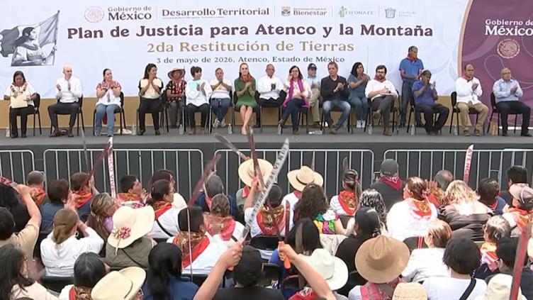 Sheinbaum reivindica la lucha de Atenco y restituye tierras al pueblo