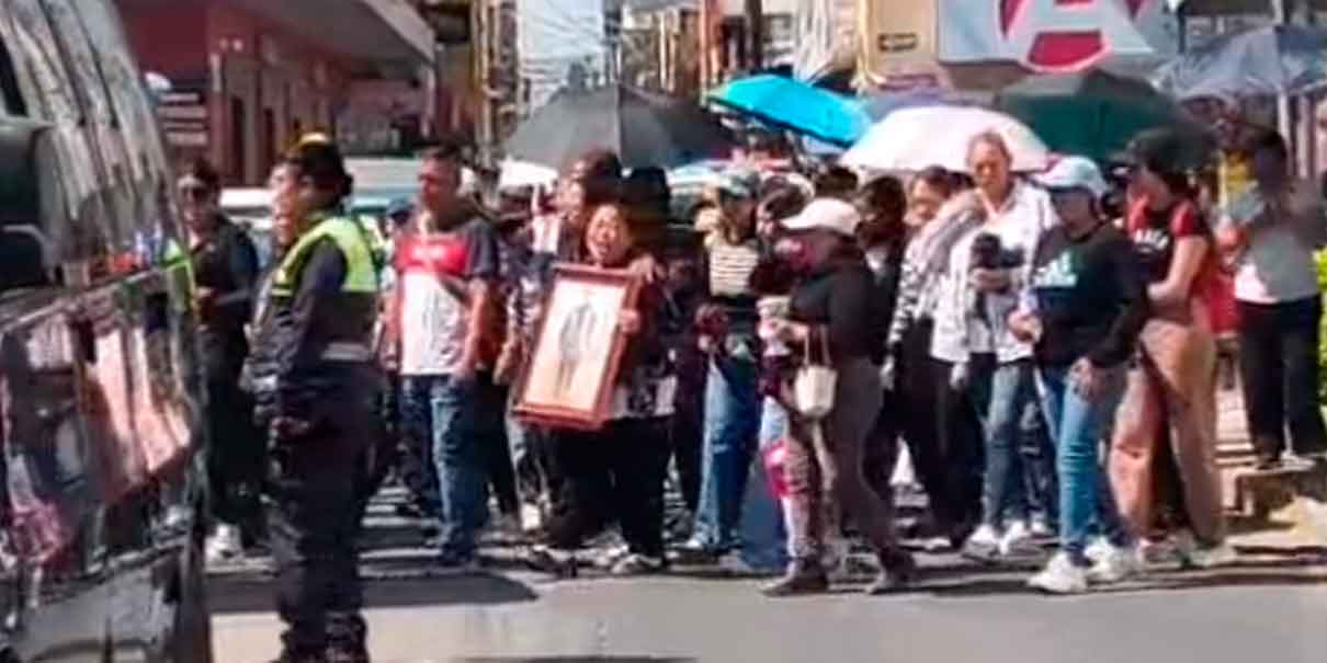Familiares y amigos exigen detención del asesino de Jonathan