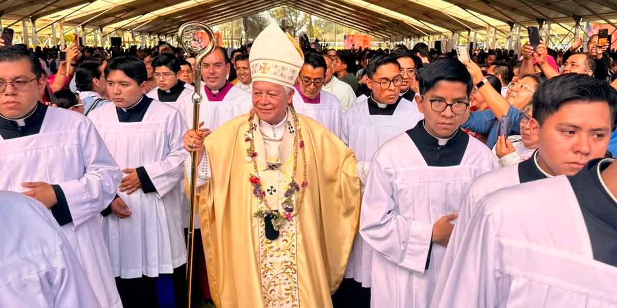 Júbilo en Puebla por 50 años de ministerio sacerdotal del arzobispo Víctor Sánchez