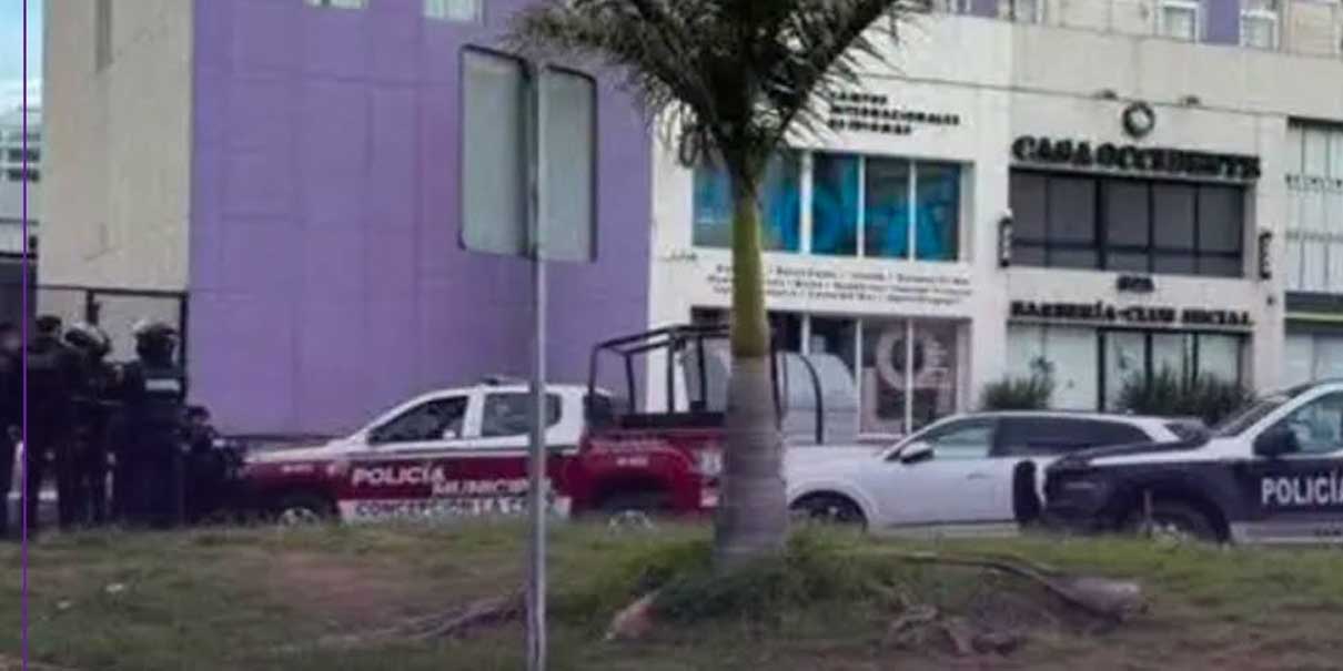 Balacera y detención de ladrones de autopartes en la Vía Atlixcáyotl 