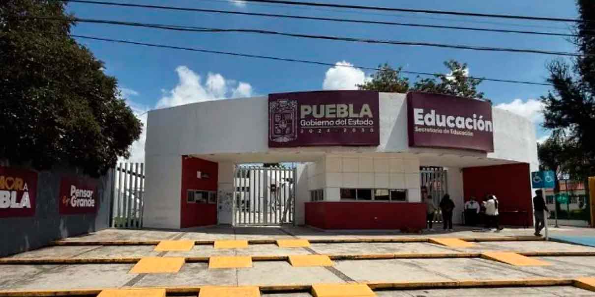 No sirve la plataforma digital para inscripciones escolares, lamentan padres de familia