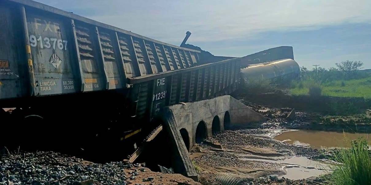 Descarrilamiento de tren provoca derrame de 59 mil litros de químico en Sonora