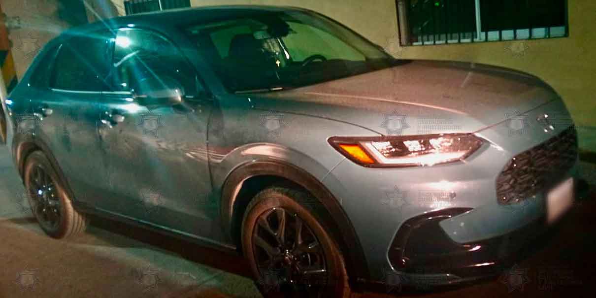 Recuperan en Cuautlancingo camioneta robada en San Andrés Cholula