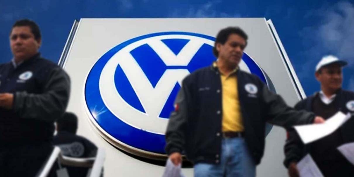 Gobierno estatal a la expectativa, sin intervenir, en negociaciones salariales en VW