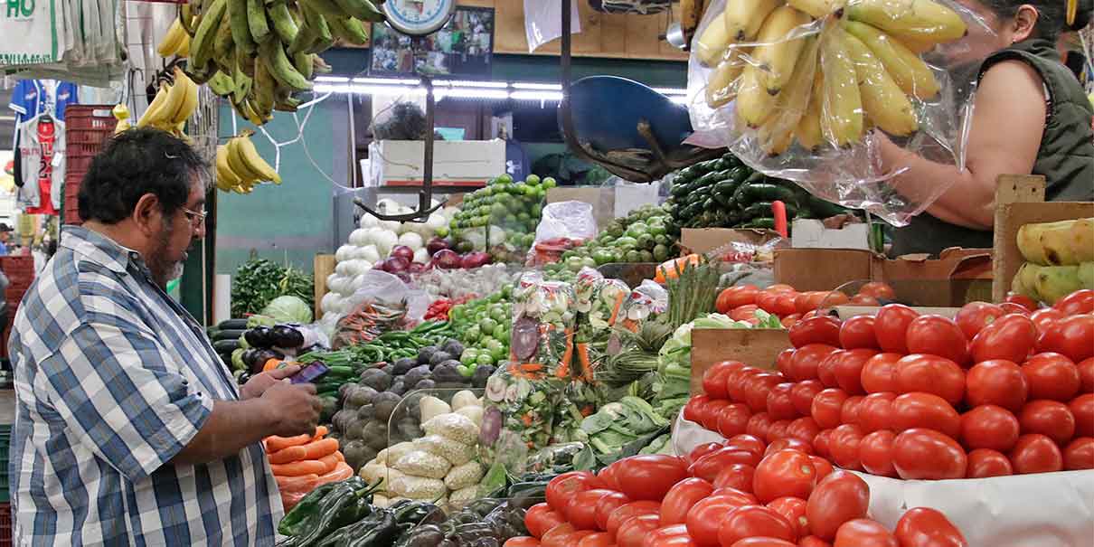 Ventas de ANTAD crecen, pero consumidores mexicanos moderan sus compras