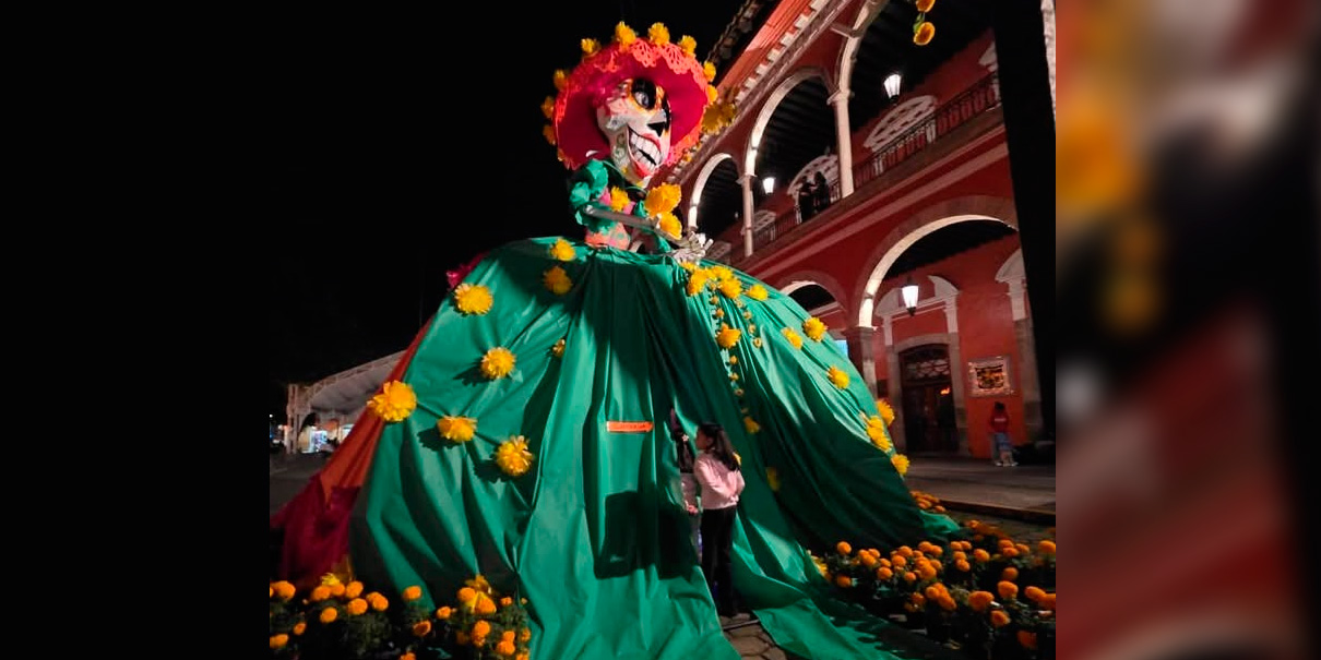 Festival de Día de Muertos: Fiesta de Flores, Luz y Recuerdo en Huauchinango