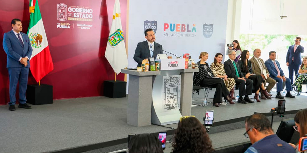 Fundación Jenkins respalda sistema de transporte por cable con donación de predio en Xonaca