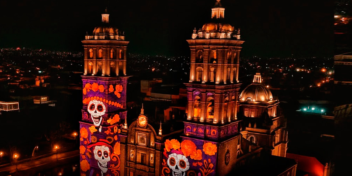 Invita Pepe Chedraui al videomapping de Día de Muertos en la Catedral de Puebla