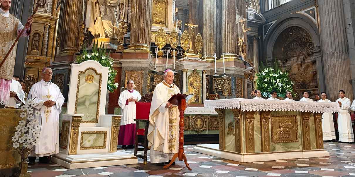 Iglesia de Puebla pide paz tras muertes de Dariana, doctora y periodista