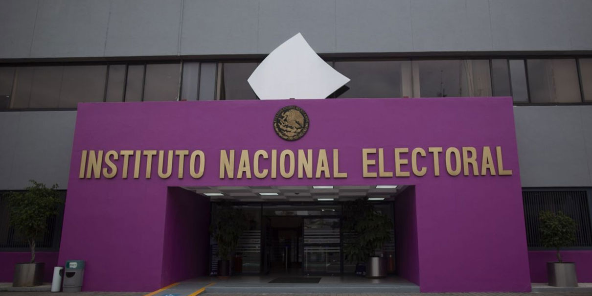 Suman 15 renuncias en el INE tras acusaciones de corrupción