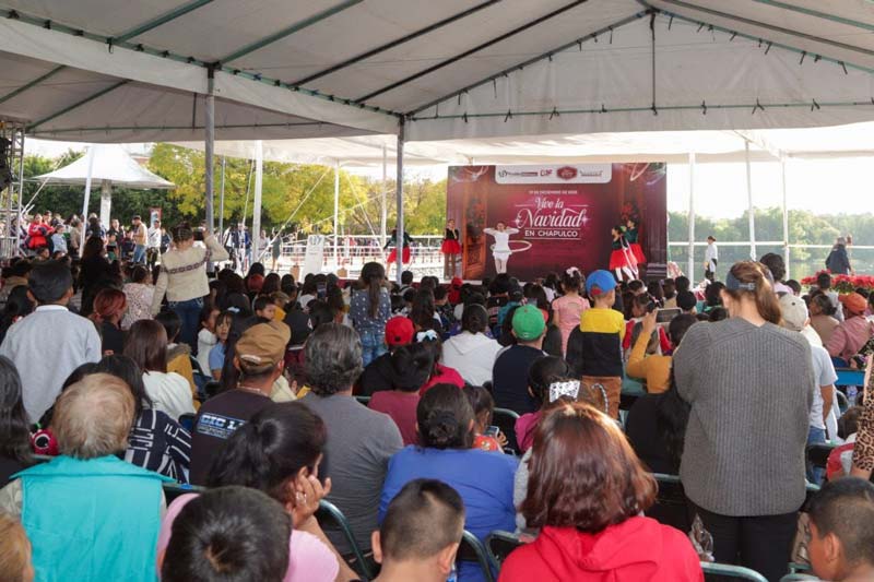 Pepe Chedraui celebra “Vive la Navidad en Chapulco” con más de 2 mil 500 familias poblanas