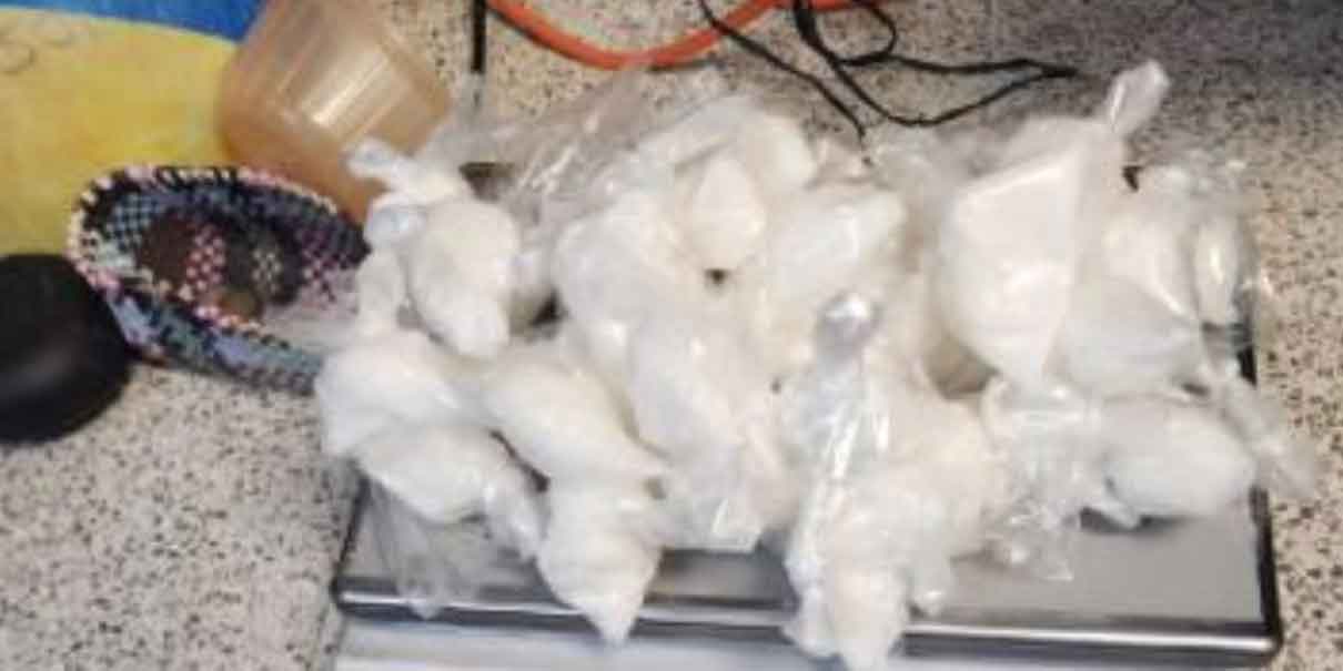 Quitan droga y celulares tras revisión en penales poblanos