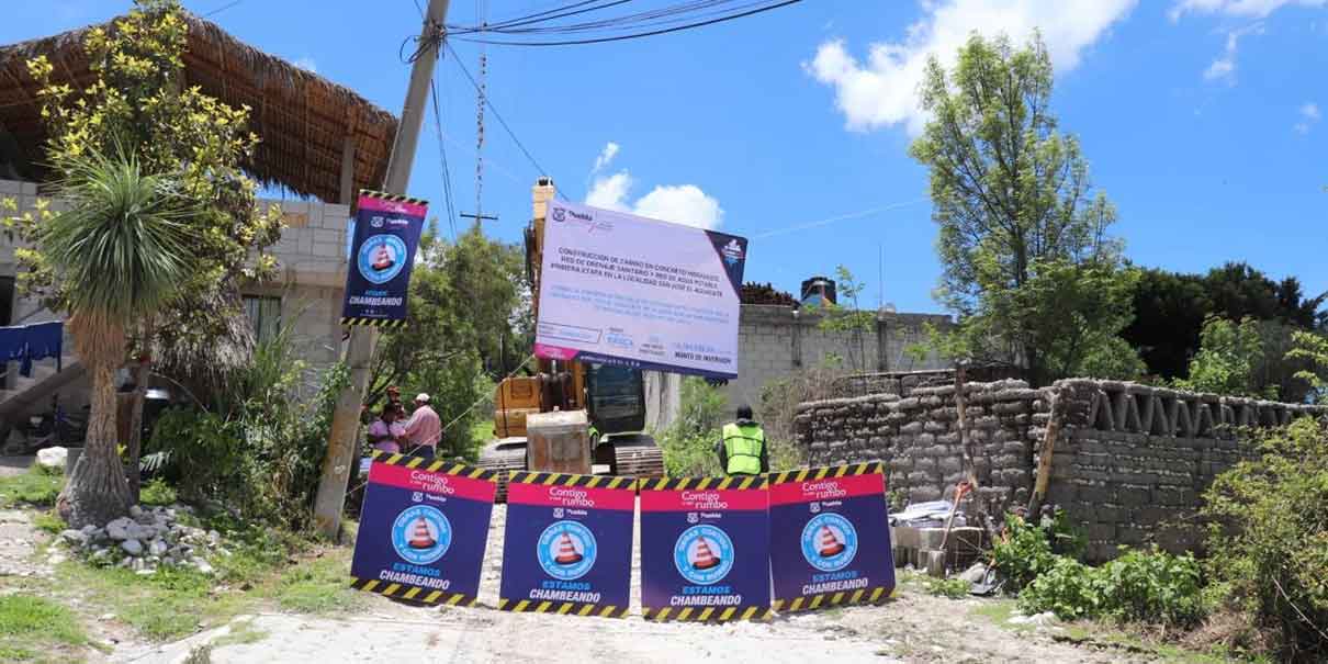 Arrancan obras de construcción del camino al panteón en San José el Aguacate