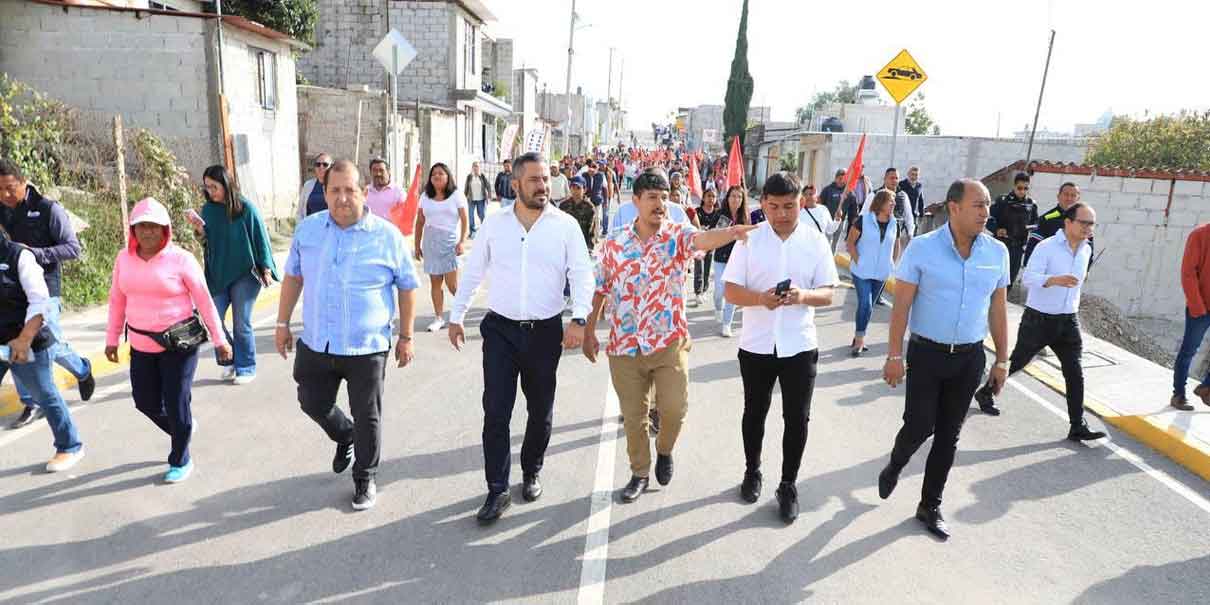 Entrega Ayuntamiento de Puebla rehabilitación de vialidad, al sur de la ciudad