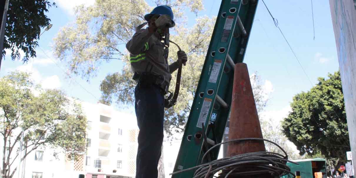 Retiran 12 mil metros lineales de cable sin servicio o en desuso en La Margarita