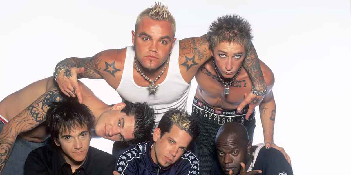 Shifty Shellshock, vocalista de Crazy Town, fallece a los 49 años