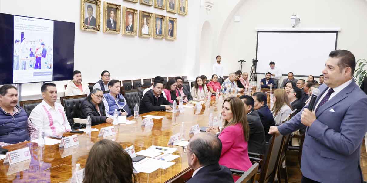 Trabajo con sentido social y humano para el desarrollo municipal en Puebla: Armenta