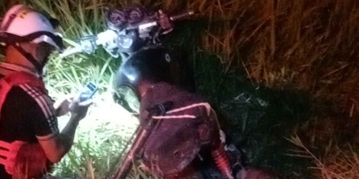 Tras ser arrollado, motociclista terminó en hospital con lesiones graves