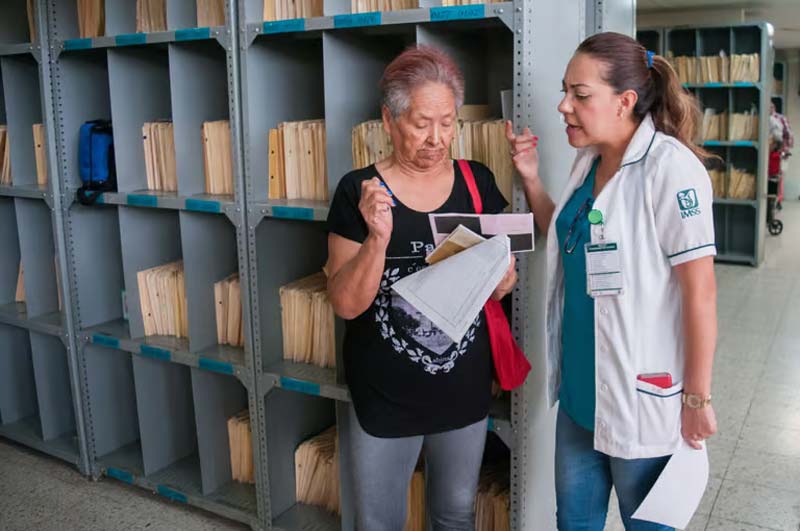 ¿Cómo conseguir tus medicamentos en el IMSS si no hay en farmacia?