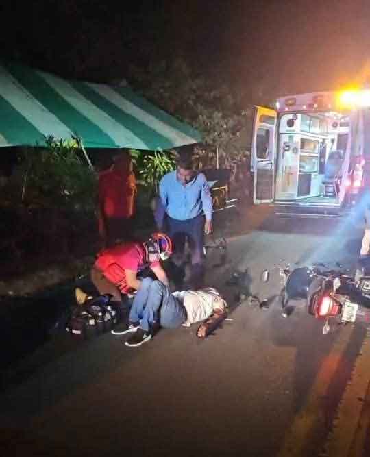 Motociclista fracturado tras impactar vaca en carretera Pachuca-Tuxpan