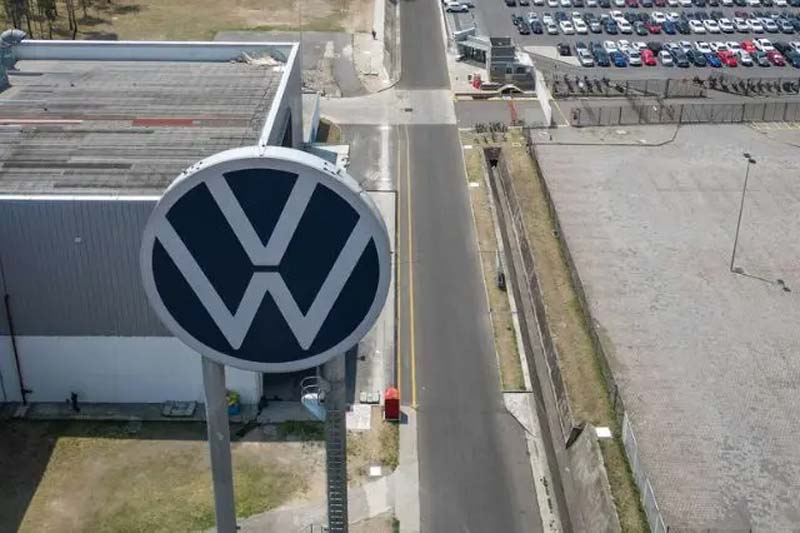 Activa diálogo el gobierno del estado con Volkswagen para evitar despidos