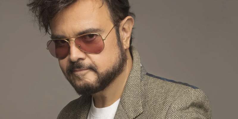 Syntek celebrará 35 años de trayectoria con un concierto en el Auditorio AREMA Explanada Puebla, donde interpretará los mayores éxitos de su carrera