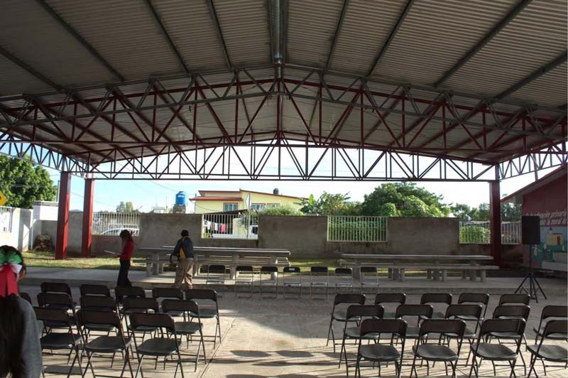 Primaria de Atlixco estrenó techado de usos múltiples