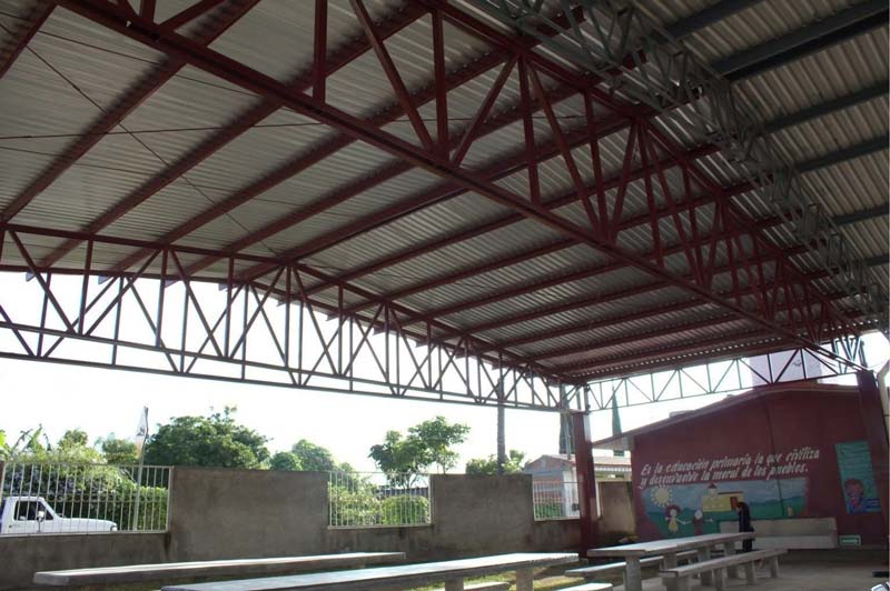 Primaria de Atlixco estrenó techado de usos múltiples