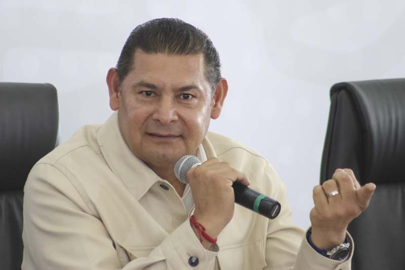 Armenta denuncia presunto plan del PAN para provocar caos en marcha y culpar al gobierno