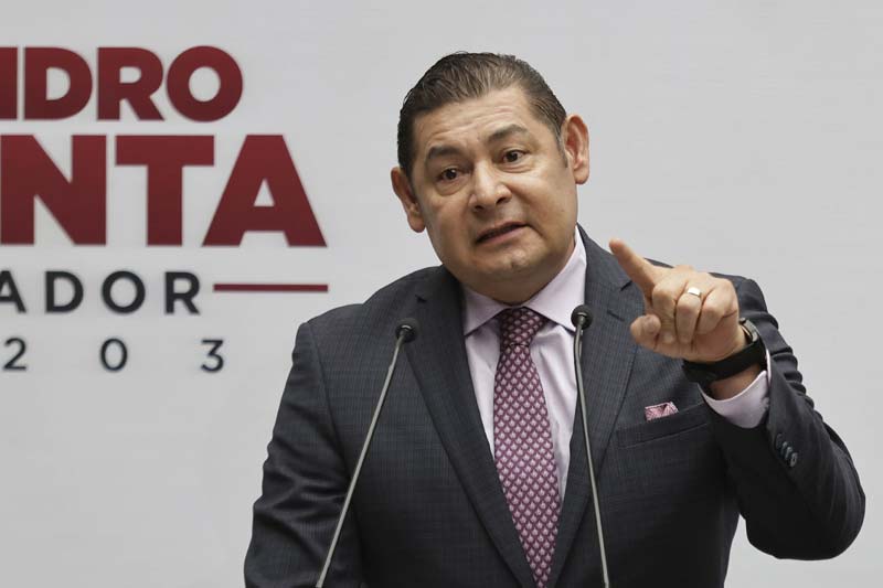 El gobernador Alejandro Armenta Mier.