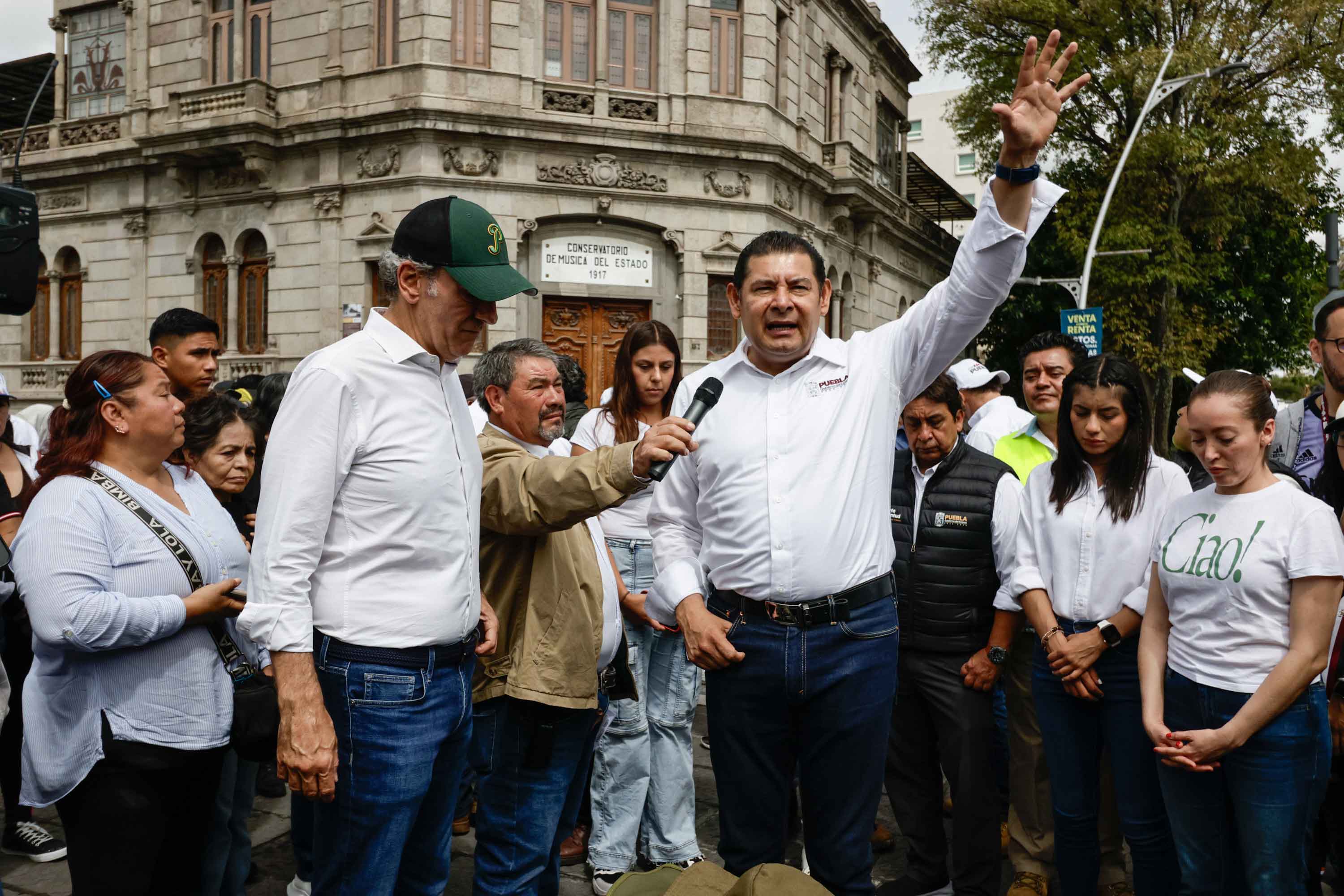 Faena Comunitaria 25 transforma Paseo Bravo y presenta escuelas de fútbol en Puebla