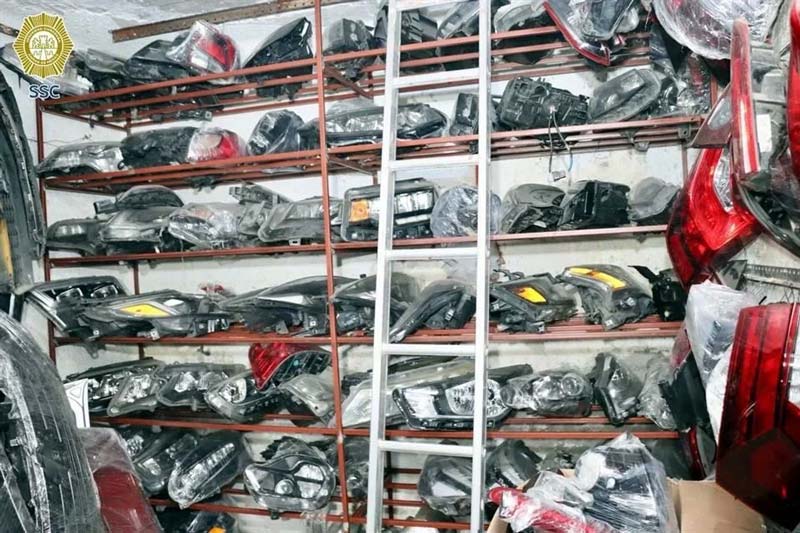 Escondían en supuesto 'hotel' 150 toneladas de autopartes robadas en CDMX