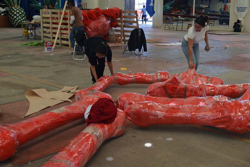 Atlixco exporta talento y tradición: Catrinas monumentales llegan a Nueva York y Colombia