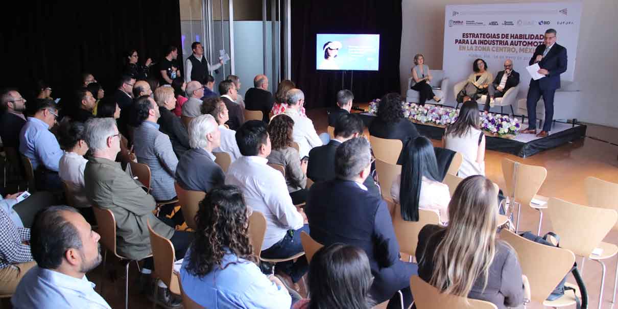 Gobierno estatal y empresas automotrices fortalecen competitividad de la industria
