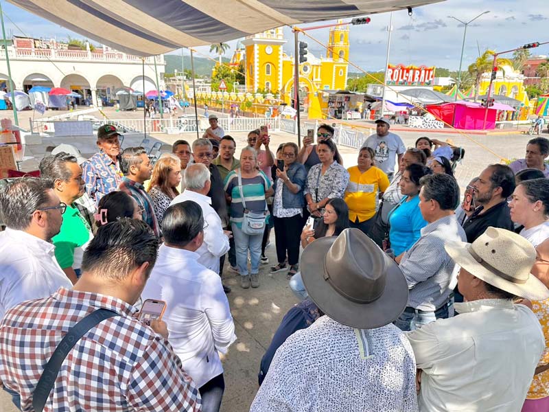 Continúan acuerdos con Cabildo de Acatlán de Osorio