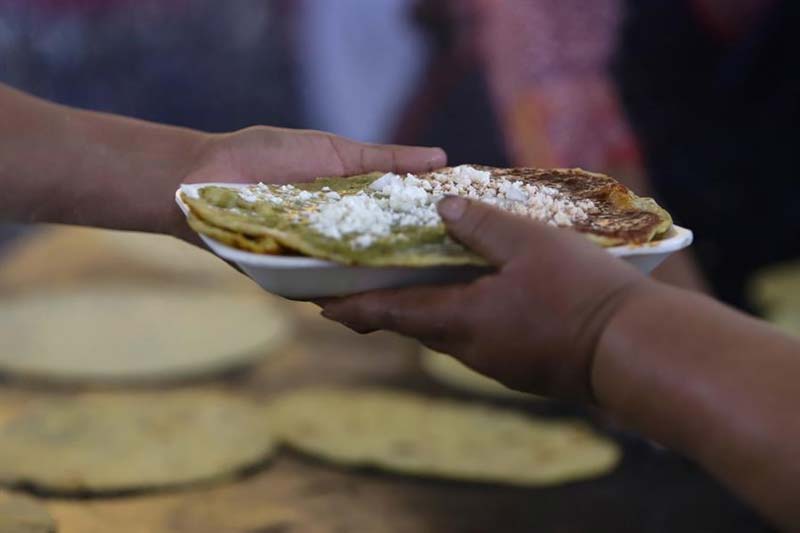 Axocopan rinde homenaje a la gastronomía poblana con su Feria de la Memela