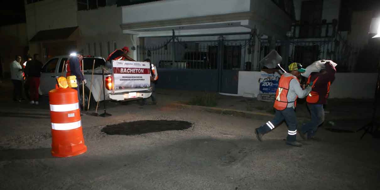 “Bachetón” repara calles 24/7 en Puebla con inversión de 50 millones de pesos